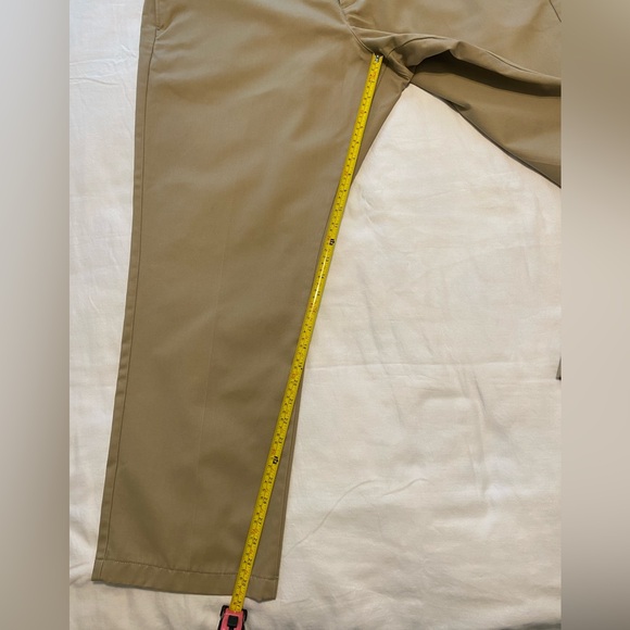 New Men’s Lands’ End Traditional Fit flat front khakis waist size 46 - Picture 2 of 6